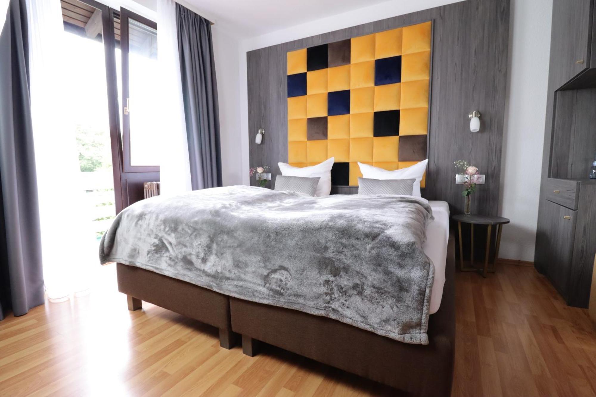 Hotel Kurparkblick Bad Bergzabern Kültér fotó