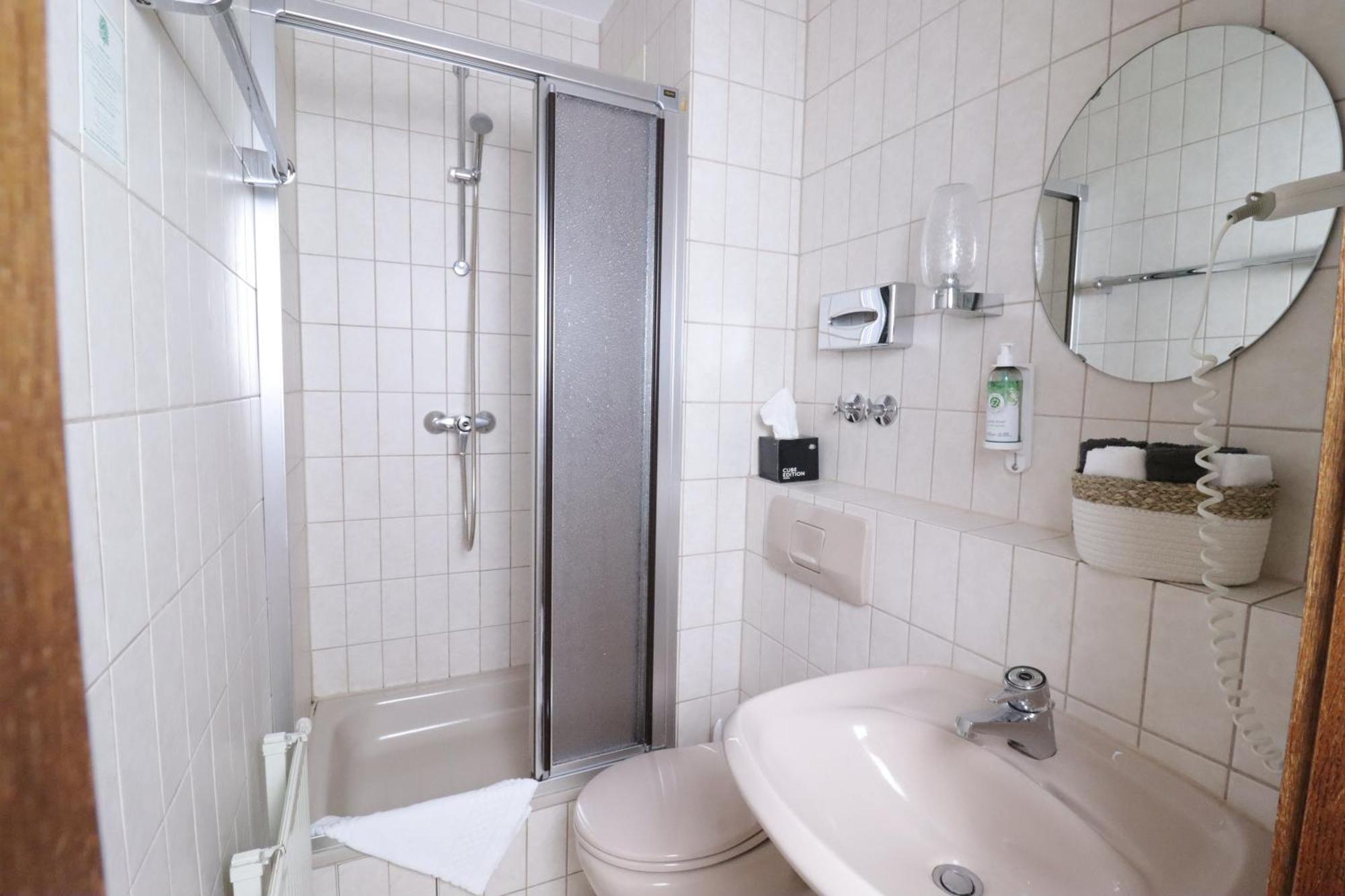 Hotel Kurparkblick Bad Bergzabern Kültér fotó
