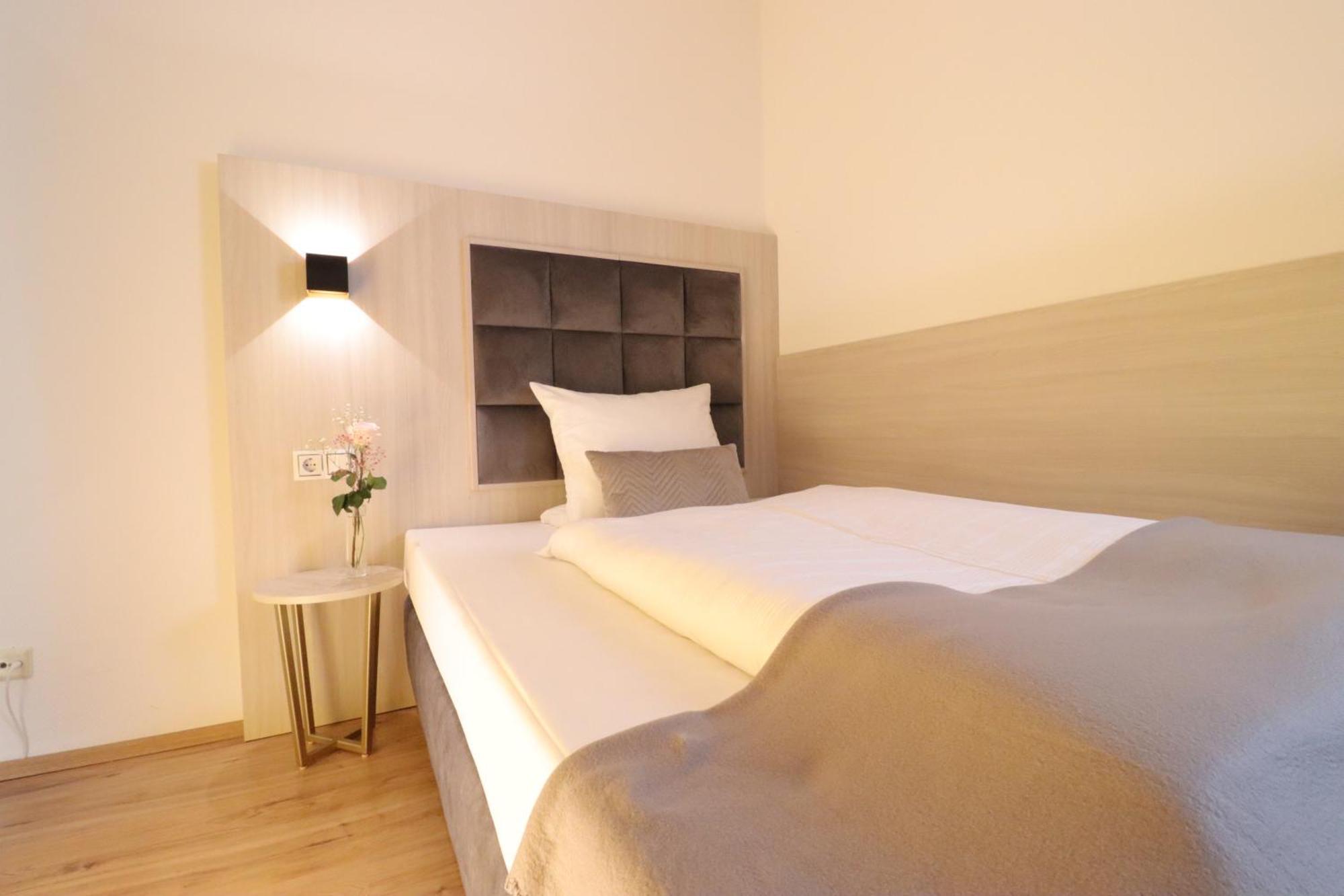 Hotel Kurparkblick Bad Bergzabern Kültér fotó